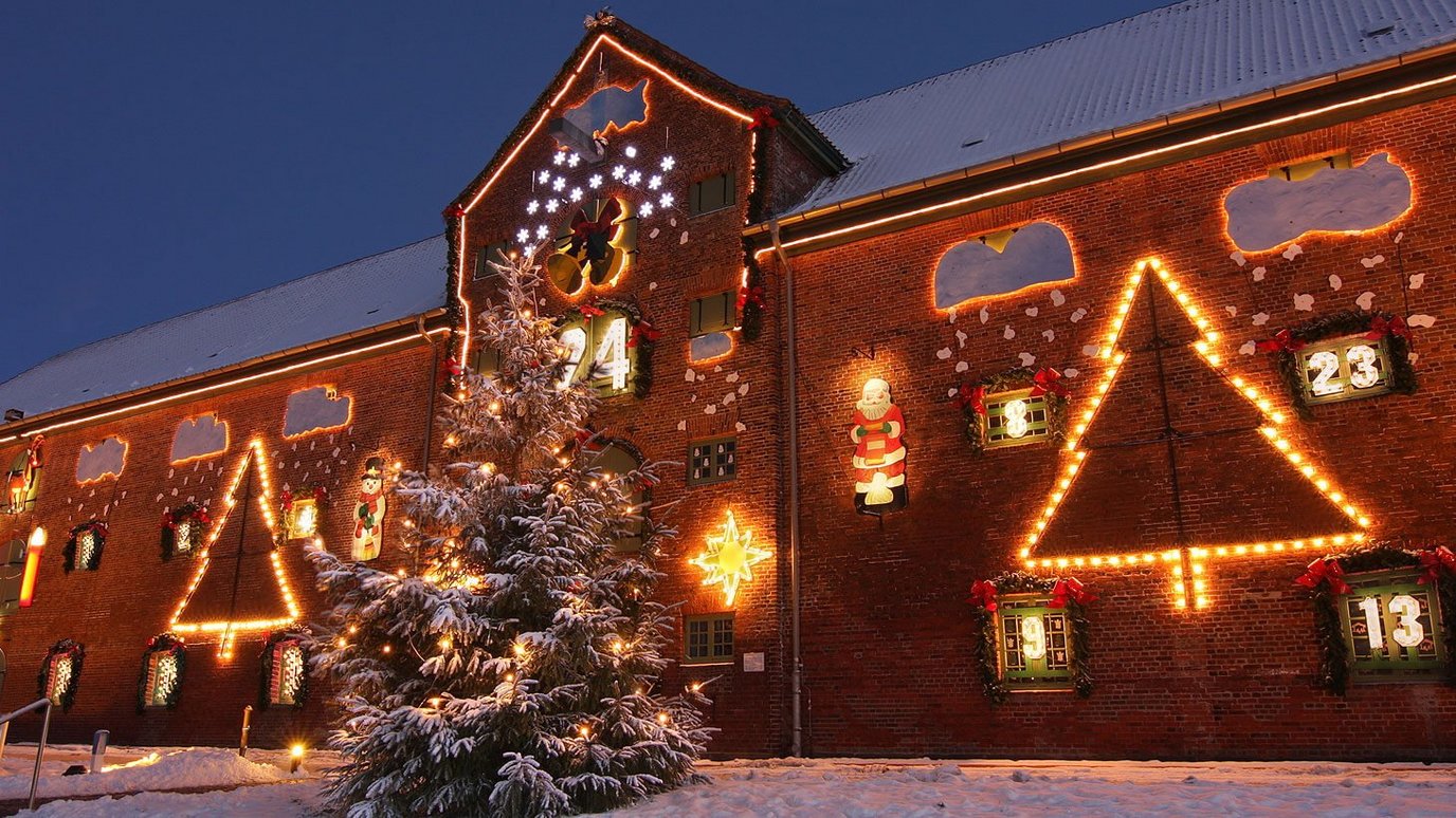 Packhaus als Weihnachtskalender